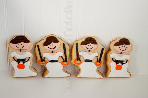 crossfit bridal cookies (2 of 4)