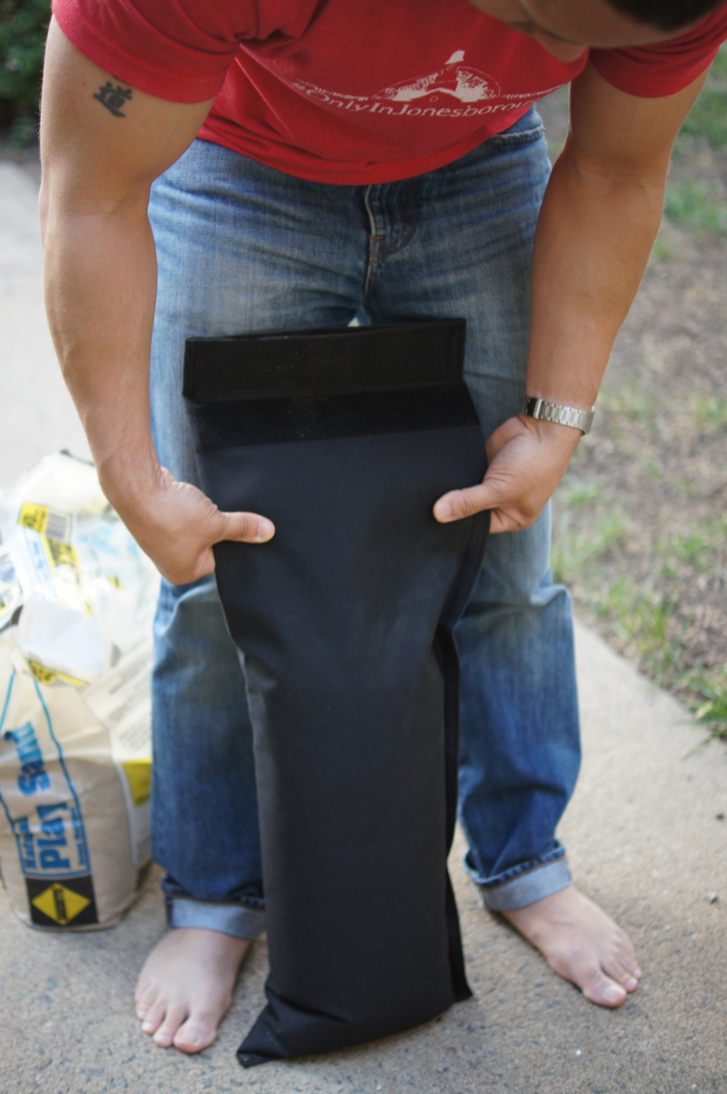 Rep Fitness How to Fill Your Sandbag Pinterest Image 8