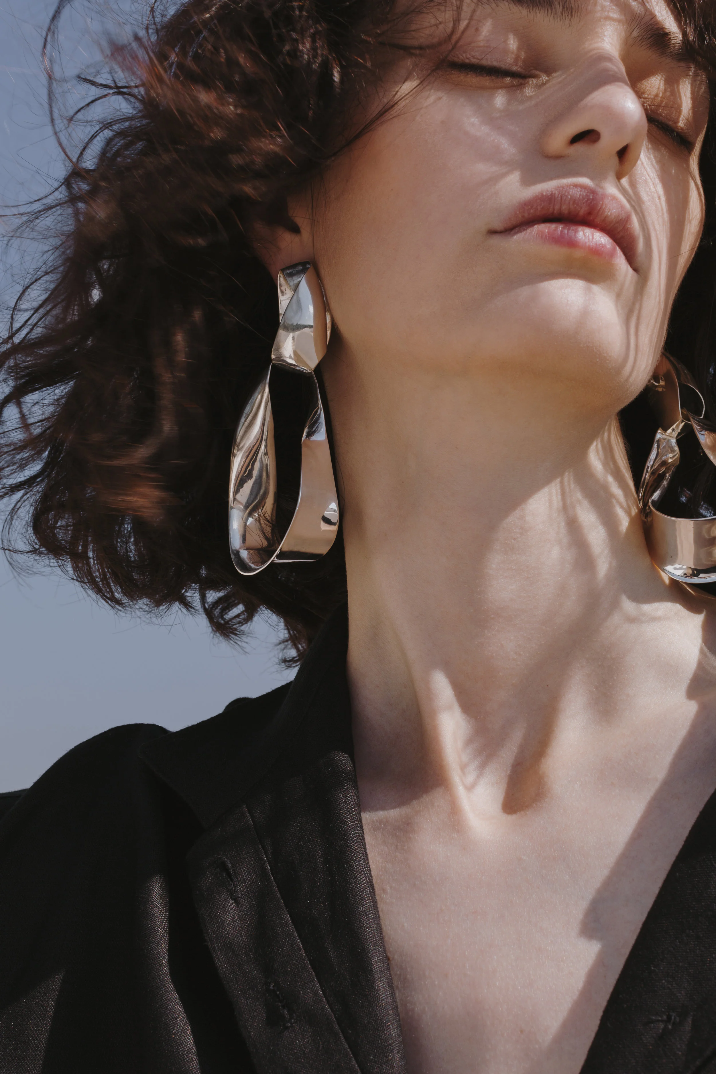 LOUISE_OLSEN_X_ALEX_AND_TRAHANAS_OLIVE_LEAF_SILVER_EARRING_JEWELLERY_COLLABORATION_2018_MARINA_DENISOVA .jpg_30.jpg
