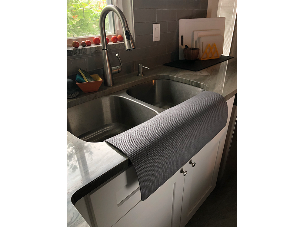 Sky Blue, Double SINK SPLASH GUARD, Drip Catcher, Sink Edge Protection, Sink  Mat, Kitchen Countertop Protector, Protects From Chipping 