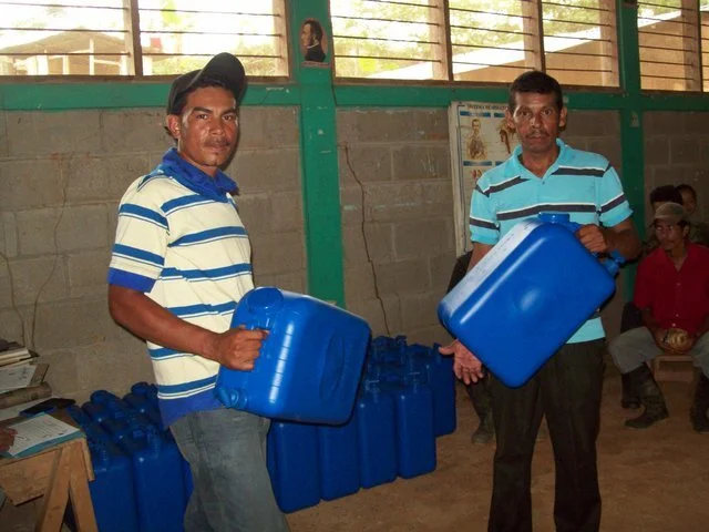 medium_Water_bottle_delivery_1_Brisas_de_Poteca.jpeg