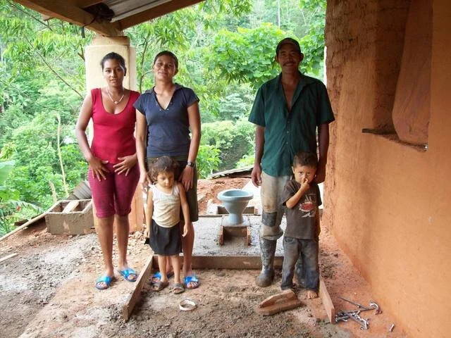 medium_Latrine_beneficiarie_Nueva_Victoria_3.jpeg
