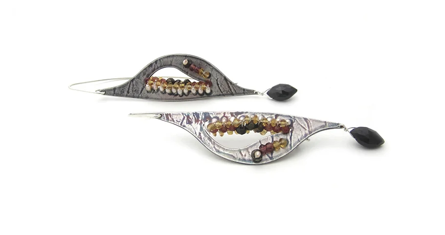 FoldnStitch_Earrings#23_Side_LexiDaly_web.jpg