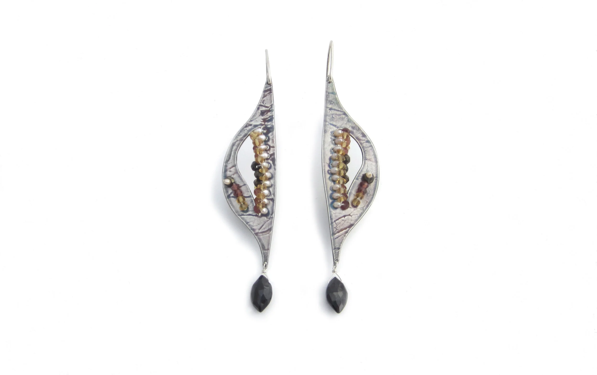 FoldNStitch_Earrings#16_LexiDaly_Lrg.jpg