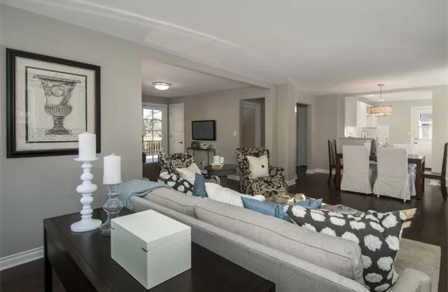 Beautiful neutrals bring the space together