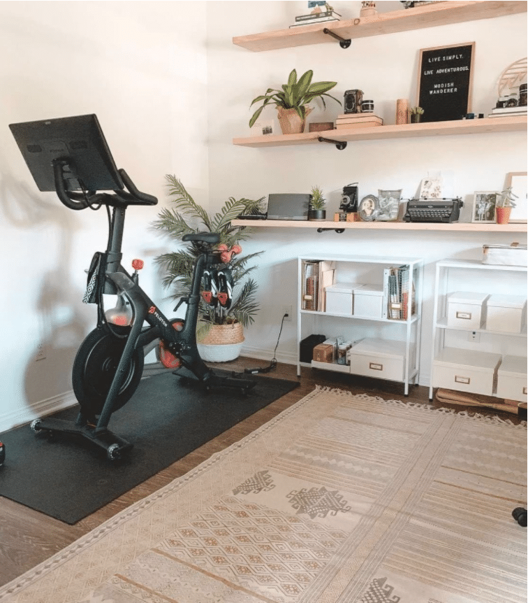 2021-Design-and-Building-Trends-home-gym-with-storage-inspiration.png