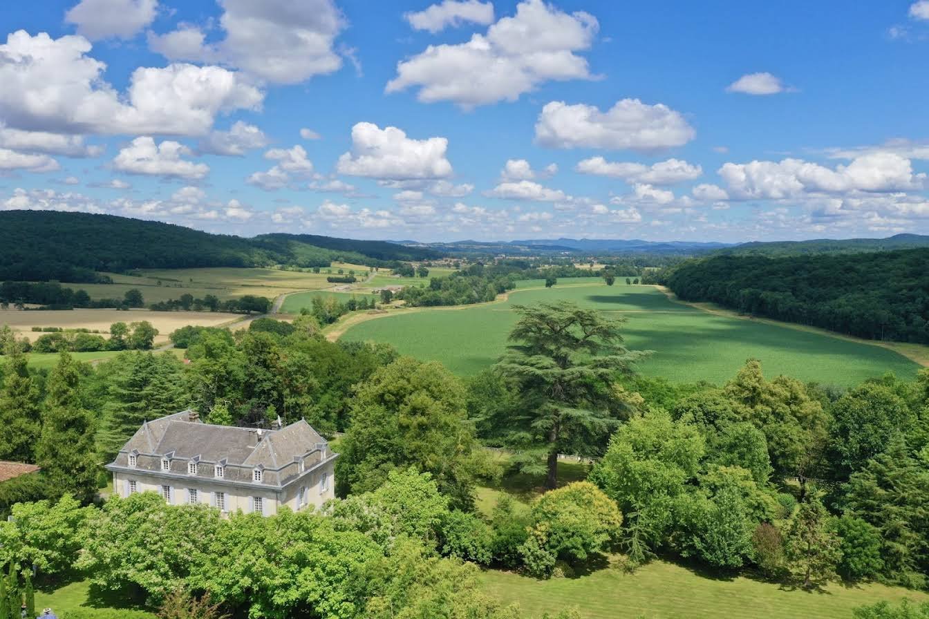 Toulouse, France - Yoga Retreat