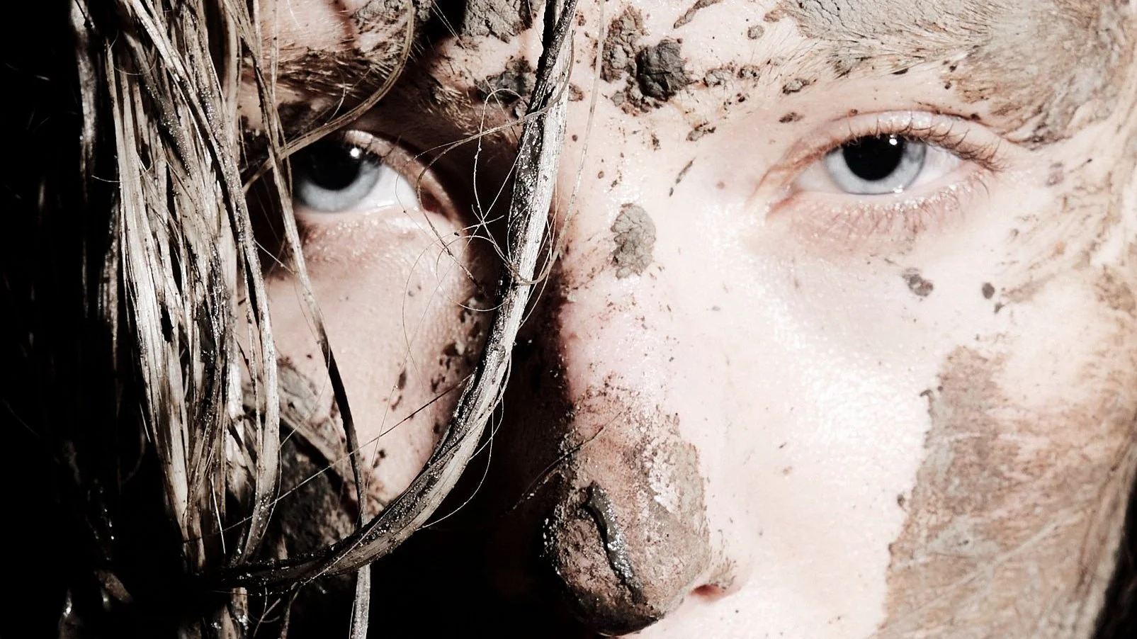 Moonlight+Mansion+Mud+Campaign+033.jpg