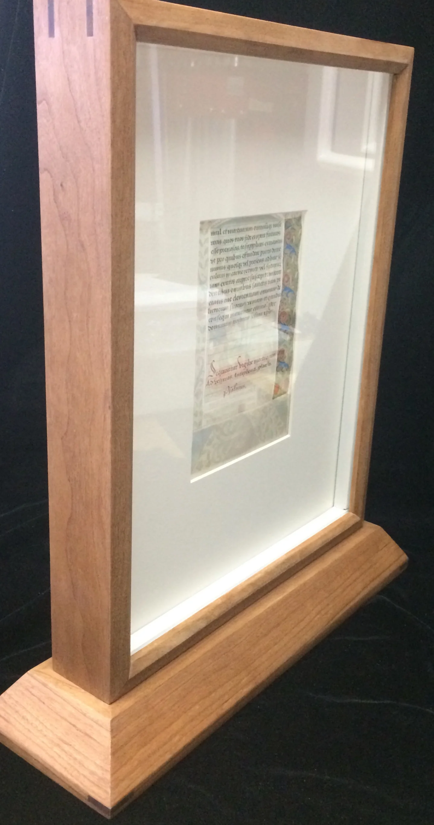 Double-sided frame 4.jpg