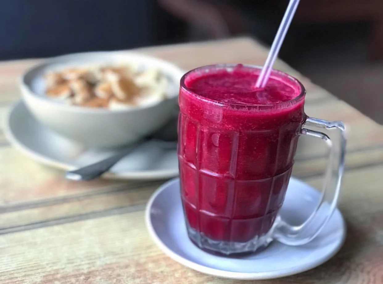 Beetroot juice & cinnamon & banana oats in India. 