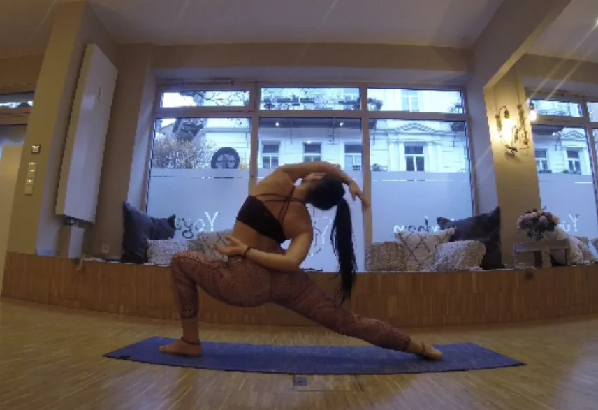 Hand variation (can rest on your calves or across the spine).