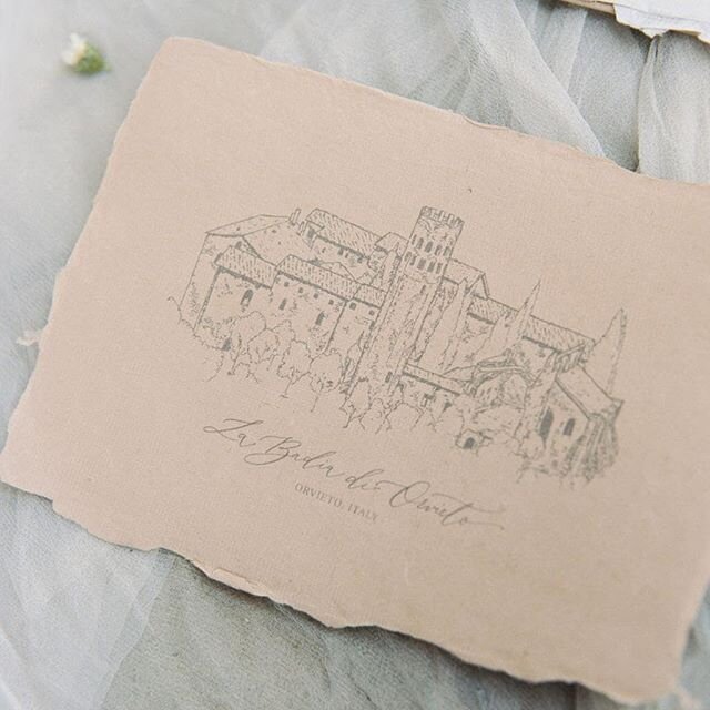 My sketch of the @labadiaorvieto  in Italy! .
Some more beautiful photos from this editorial shoot on @stylemepretty .
.
Lead photographer  @krmorenophoto
Florist / creative direction @dbhemingway
Floral assistant @laurelalliarddesign
Dress &amp; sho