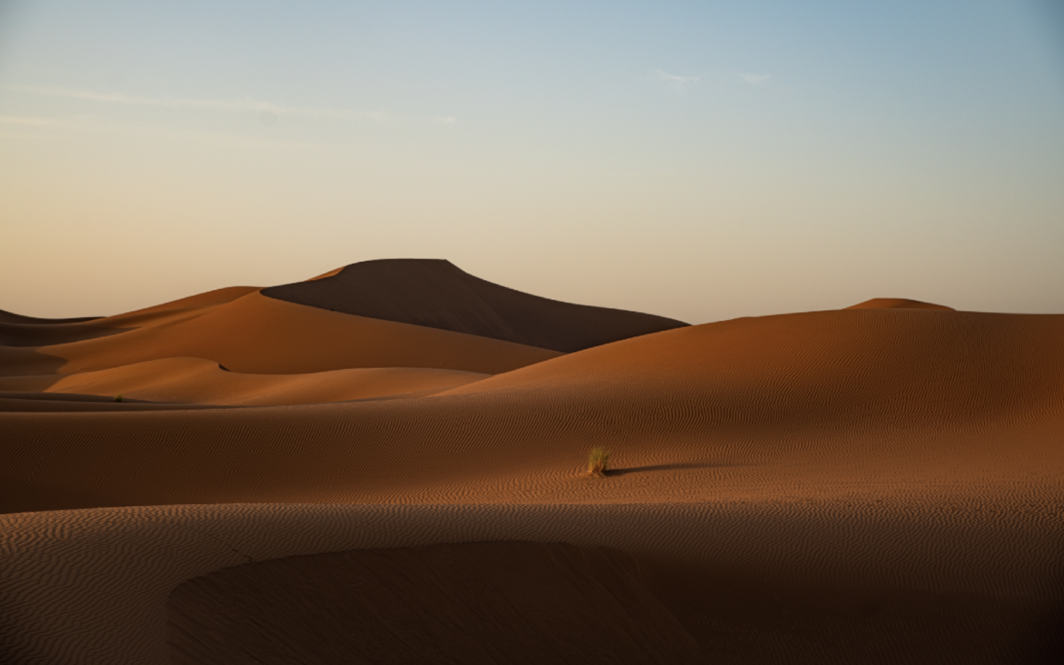  le sein du sable - Morocco, 2021 | Edition 2 / 5 | 64 x 40 in | 160 x 100 cm | Pigment Print 