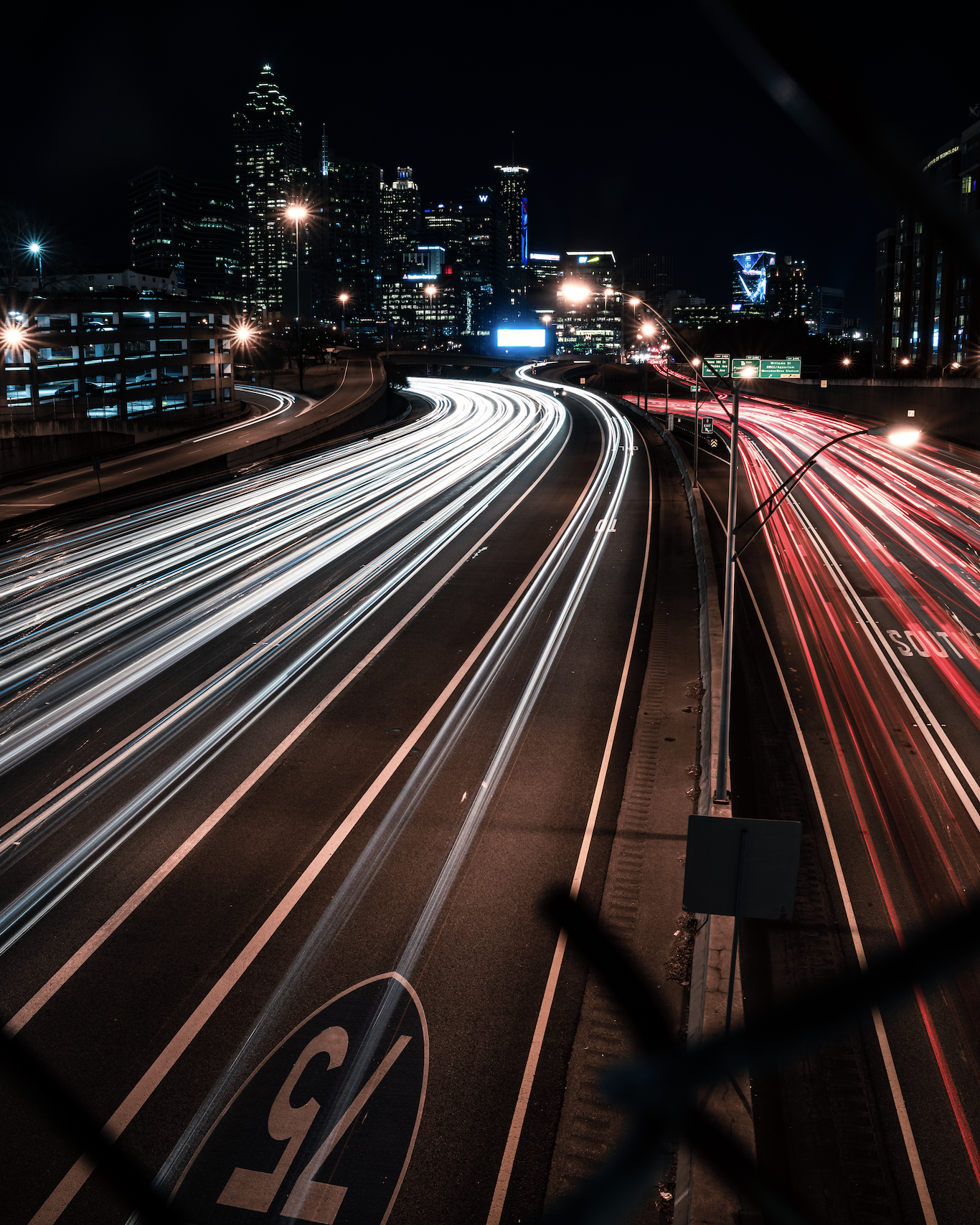  75 N - Atlanta, 2019 | Edition 2 / 3 | 68 x 48 in | 120 x 170 cm | Pigment Print    