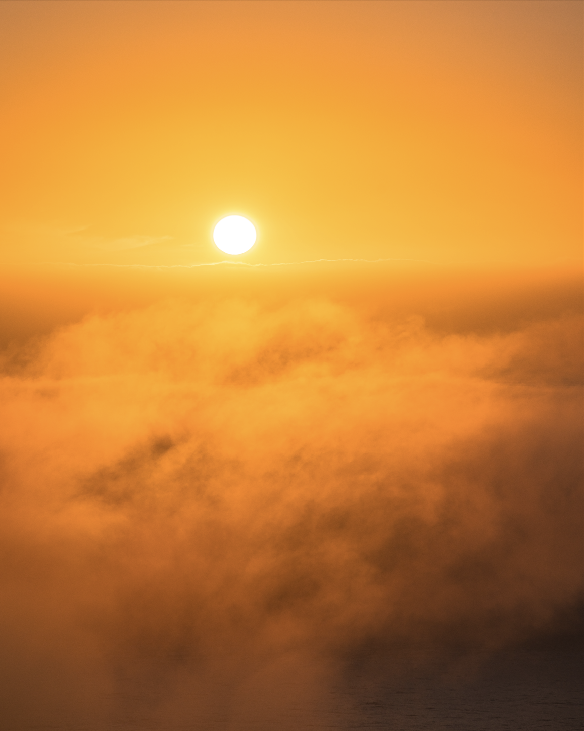 Head in the Clouds #6 - Cape Town, 2022 | Edition 1 / 5 | 64 x 48 in | 120 x 160 cm | Pigment Print 