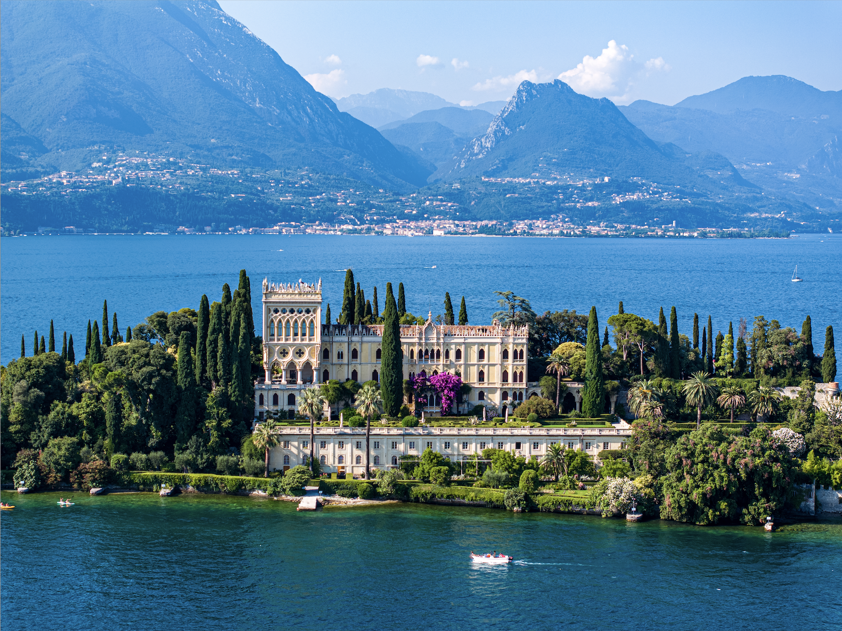  Borghese  - Garda, 2023 | Edition 2 / 5 | 60 x 40 in | 140 x 100 cm | Pigment Print  