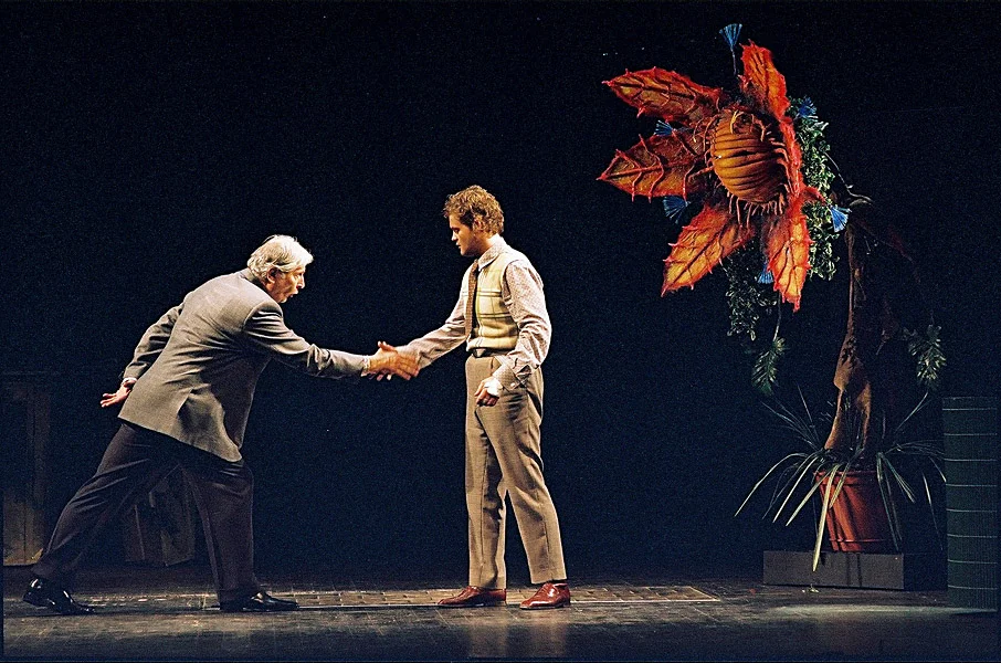 2004_mala_prodajalna_groze_10.jpg