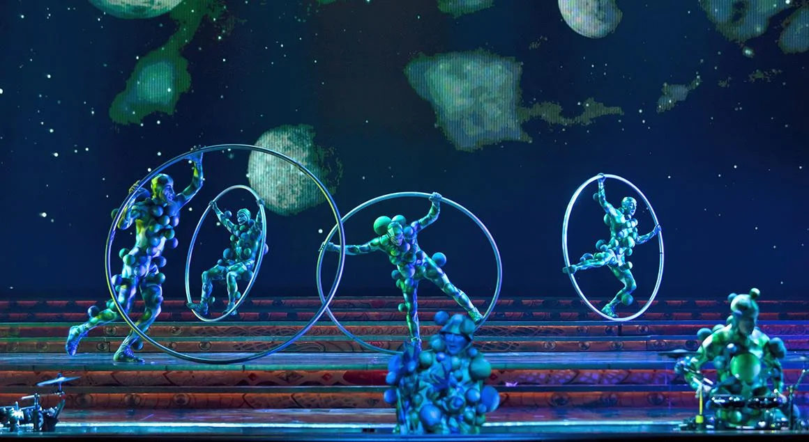 zarkana-hoops.jpg