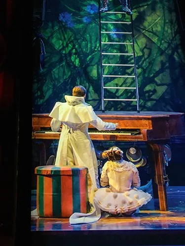Vegas-Cirque-du-Soleil.jpg