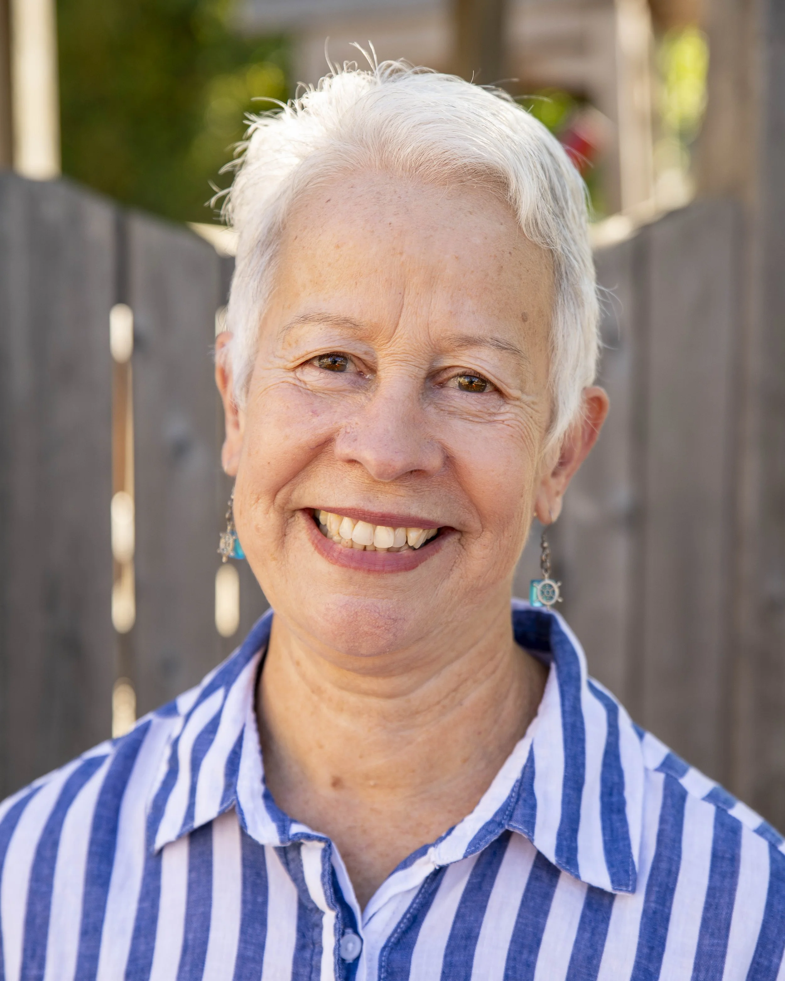Lourdes Martinez, Lead Teacher, Blue Door Primary Classroom & Spanish Teacher

 

 Lourdes spent 25 wonderful years as a lead Montessori Primary teacher in Puerto Rico before moving to Maine in 2020. She holds her Certificate in Early Childhood from 