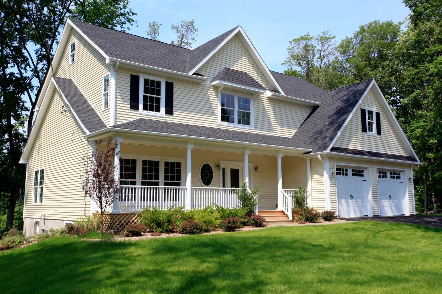 Building a Custom Home in the Ardsley and Mount Kisco, NY, Areas? Here’s Why You Will Want a Stormwater Management Company to Come Out