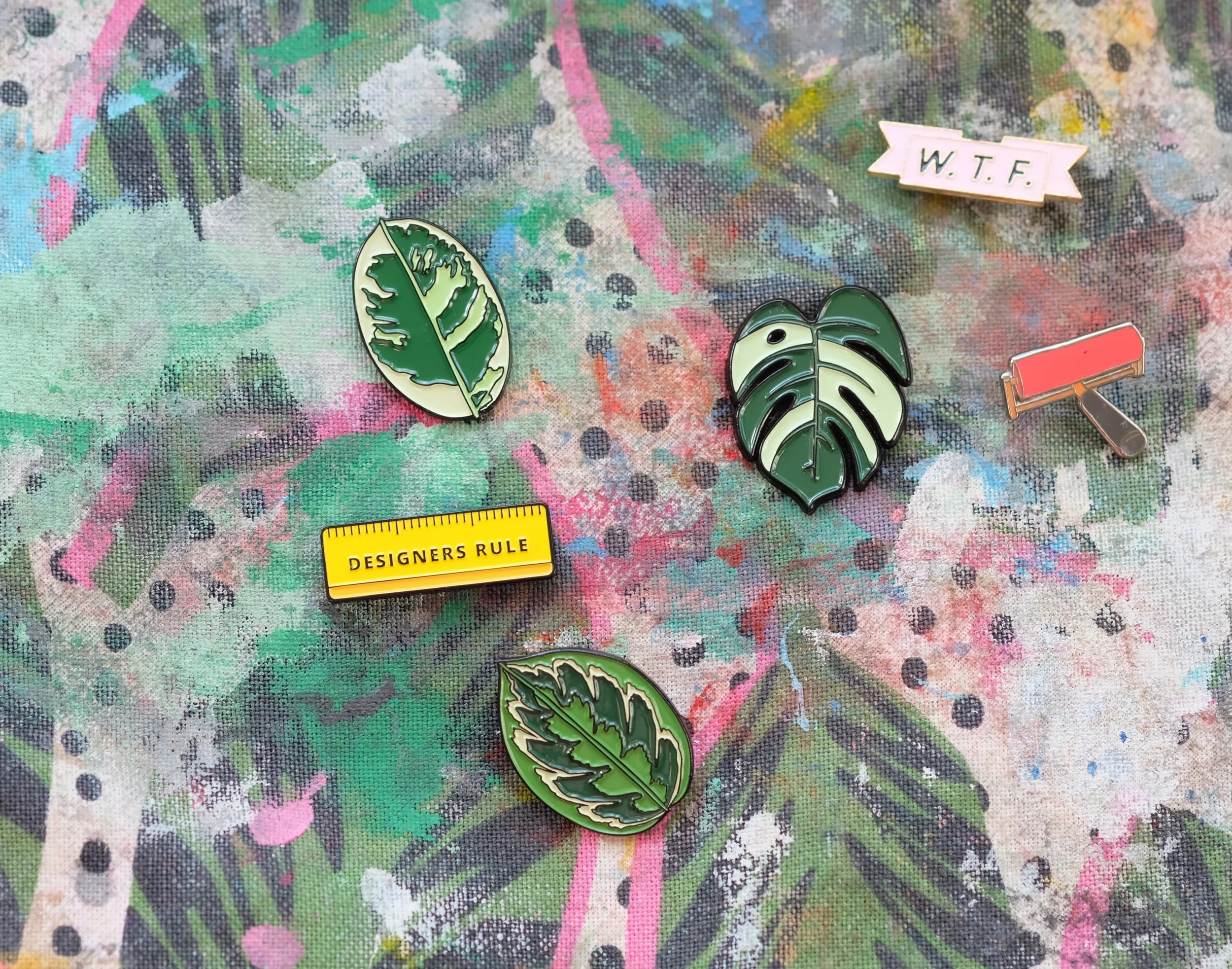enamel_pins.jpg