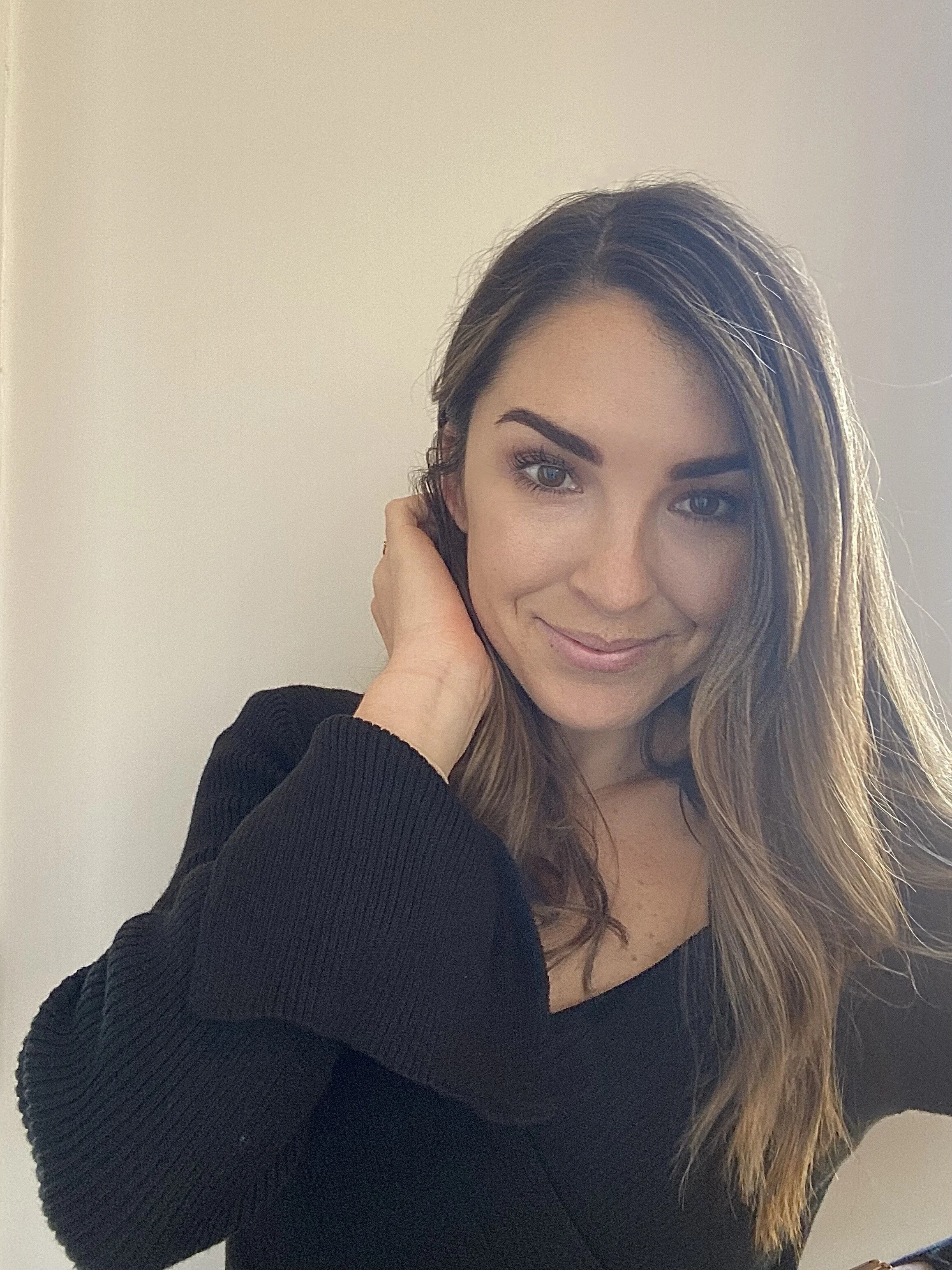 Laura Profile