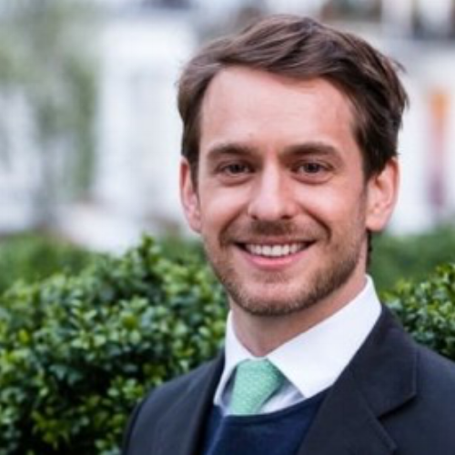 CHARLIE OSMOND Chief Tease, Triptease Charlie started his first company, FreshMinds, a research consultancy, on graduating from Oxford University. The business grew well and Esquire Magazine named him UK Young Entrepreneur of the Year. Charlie is the Chief Tease at Triptease, a firm dedicated to helping hotels deliver a better digital experience and more direct bookings. Triptease, a pioneer in the Direct Booking Movement, quickly gained a reputation for its first product Price Check. Charlie is a member of YPO Manhattan, a Companion of the CMI and a Fellow of the British American Project. He’s served on the British Airways Business Advisory Board, won The Sunday Times £5M London Entrepreneur Challenge and was named in HSMAI’s list of 25 Extraordinary Minds in Hospitality Sales & Marketing. Charlie is a keen sailor and recent convert to running, finishing 2nd in the 2017 Death Valley marathon.