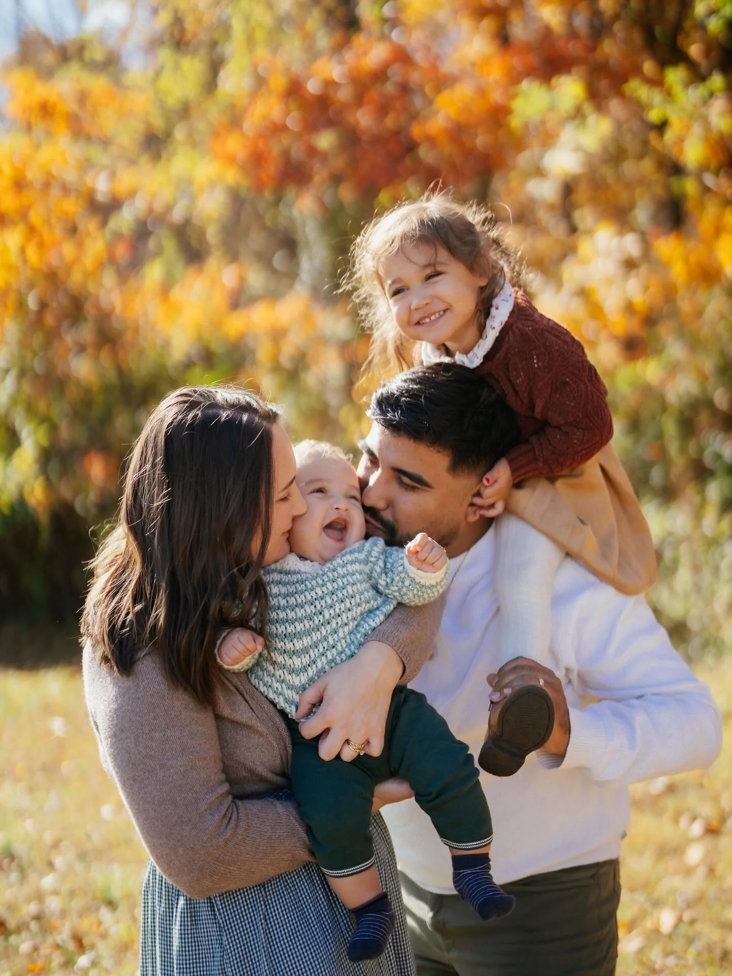 We&rsquo;re almost 2 months into 2026 and I&rsquo;m still writing 2025 on all my documents 😅 2026 is already flying by! Here&rsquo;s a picture of my little fam who I&rsquo;ve been enjoying the winter slow season with. I&rsquo;m so excited to photogr