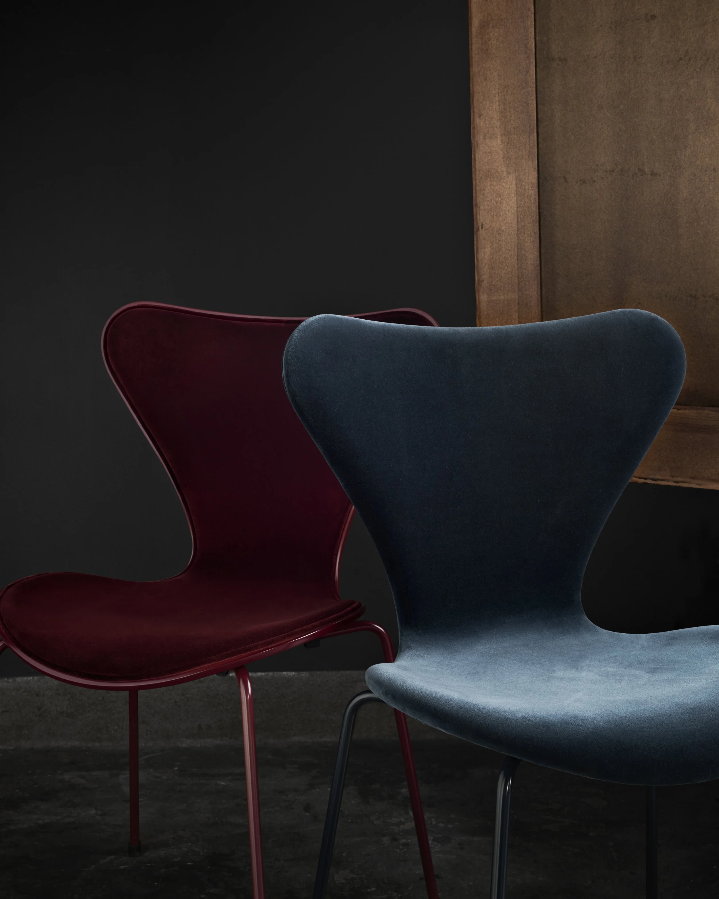 Series 7 Dining Chair - Fully Upholstered Velvet Limited Edition - Chaplins Furniture
