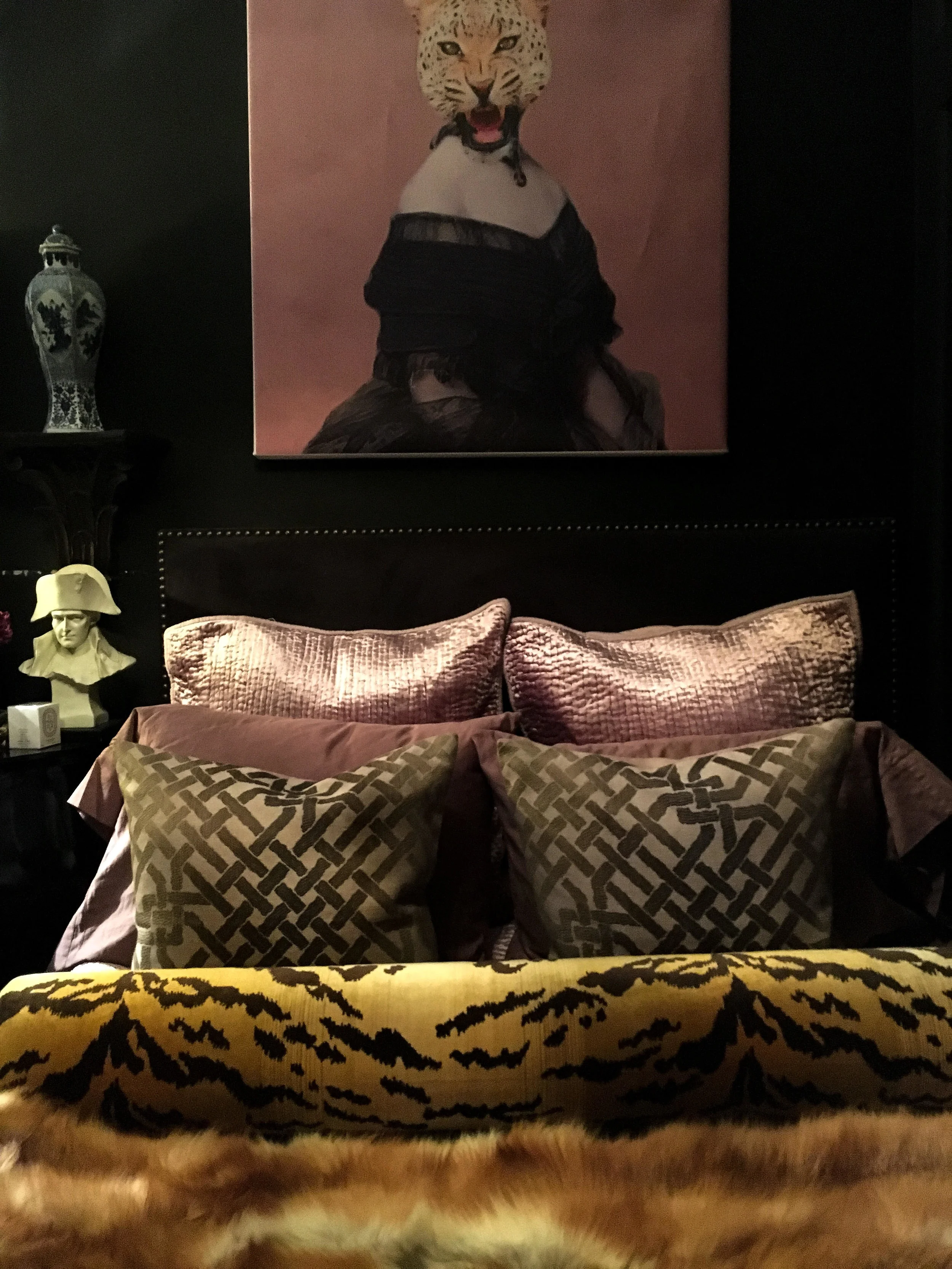 bedroom1.jpg