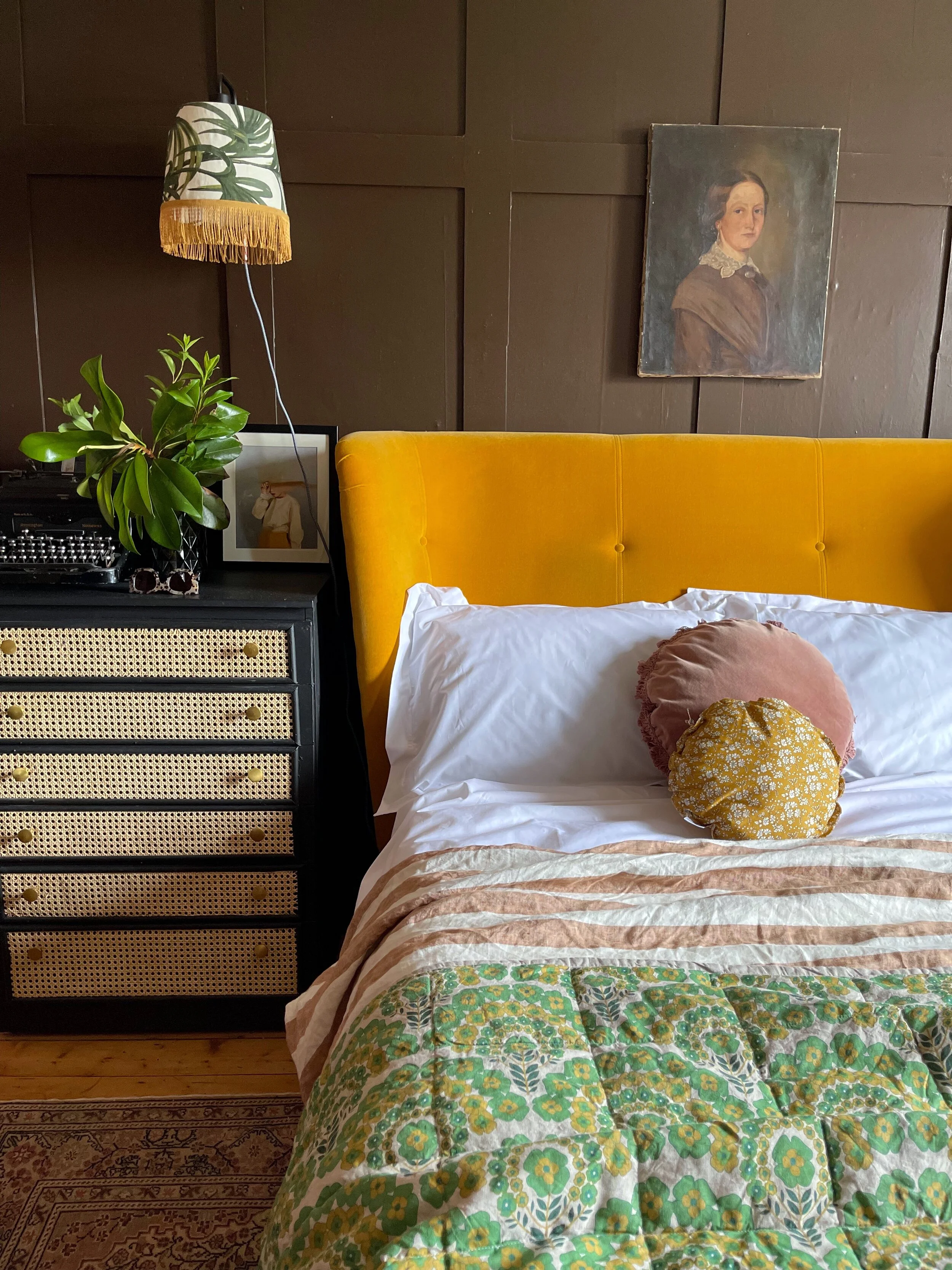 The Girl With The Green SofaBlog Home The girl with the green sofablog home