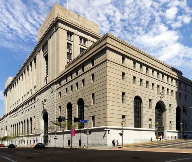 UNITED STATES POST OFFICE & FEDERAL COURTHOUSE 10th FLOOR CORRIDOR AND TOILET UPGRADES