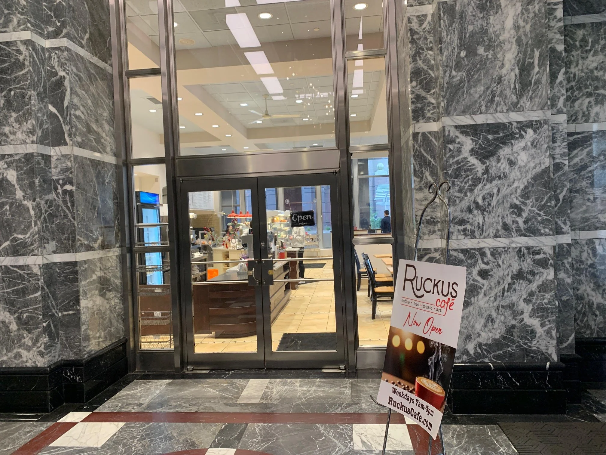 RUCKUS CAFÉ AT EQT TOWER