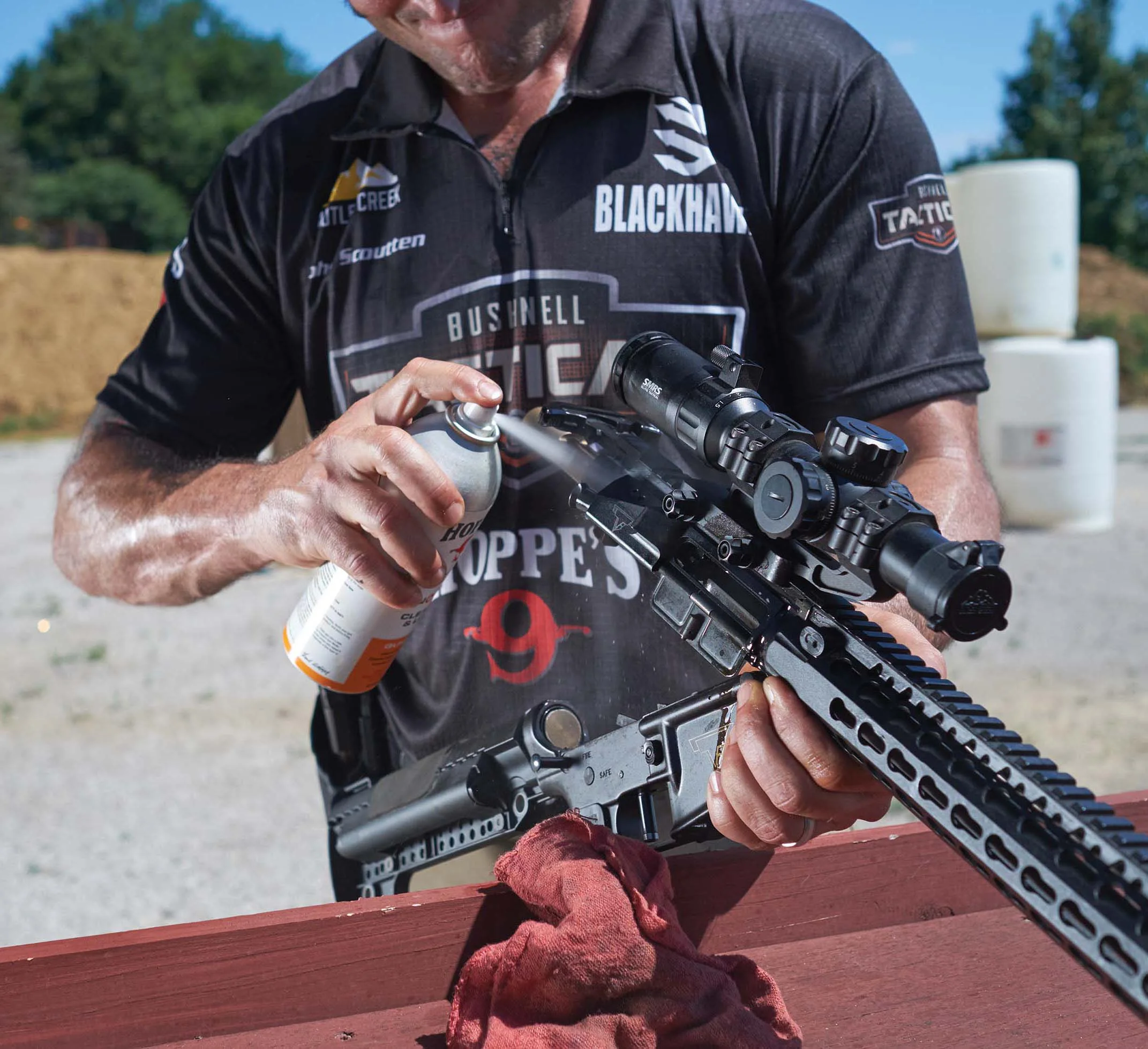 GM2_Rifle_JohnScoutten_Lifestyle2.jpg