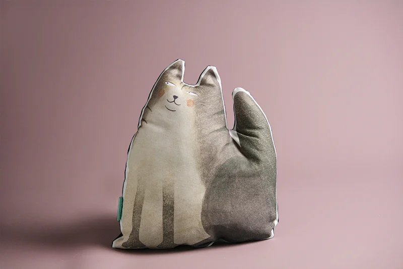 brown_cat_cushion copy.jpg