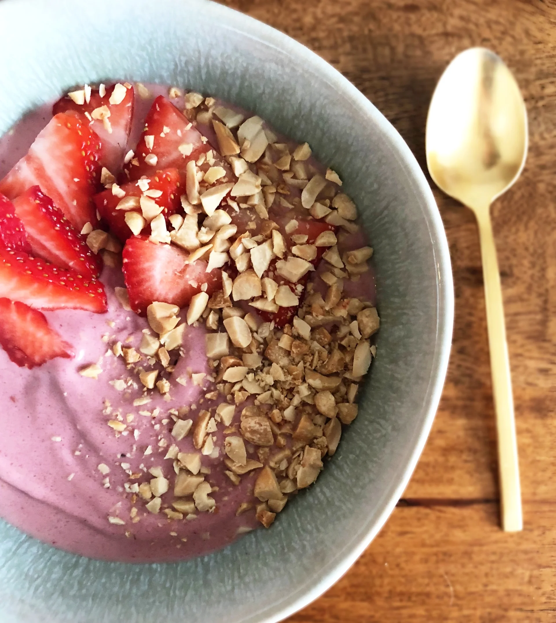 Peanut Butter & Jelly Smoothie Bowl