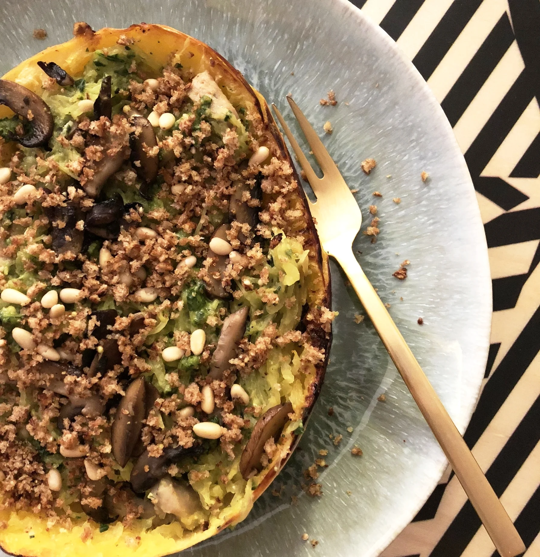 Spaghetti Squash w Pesto &amp; Mushrooms