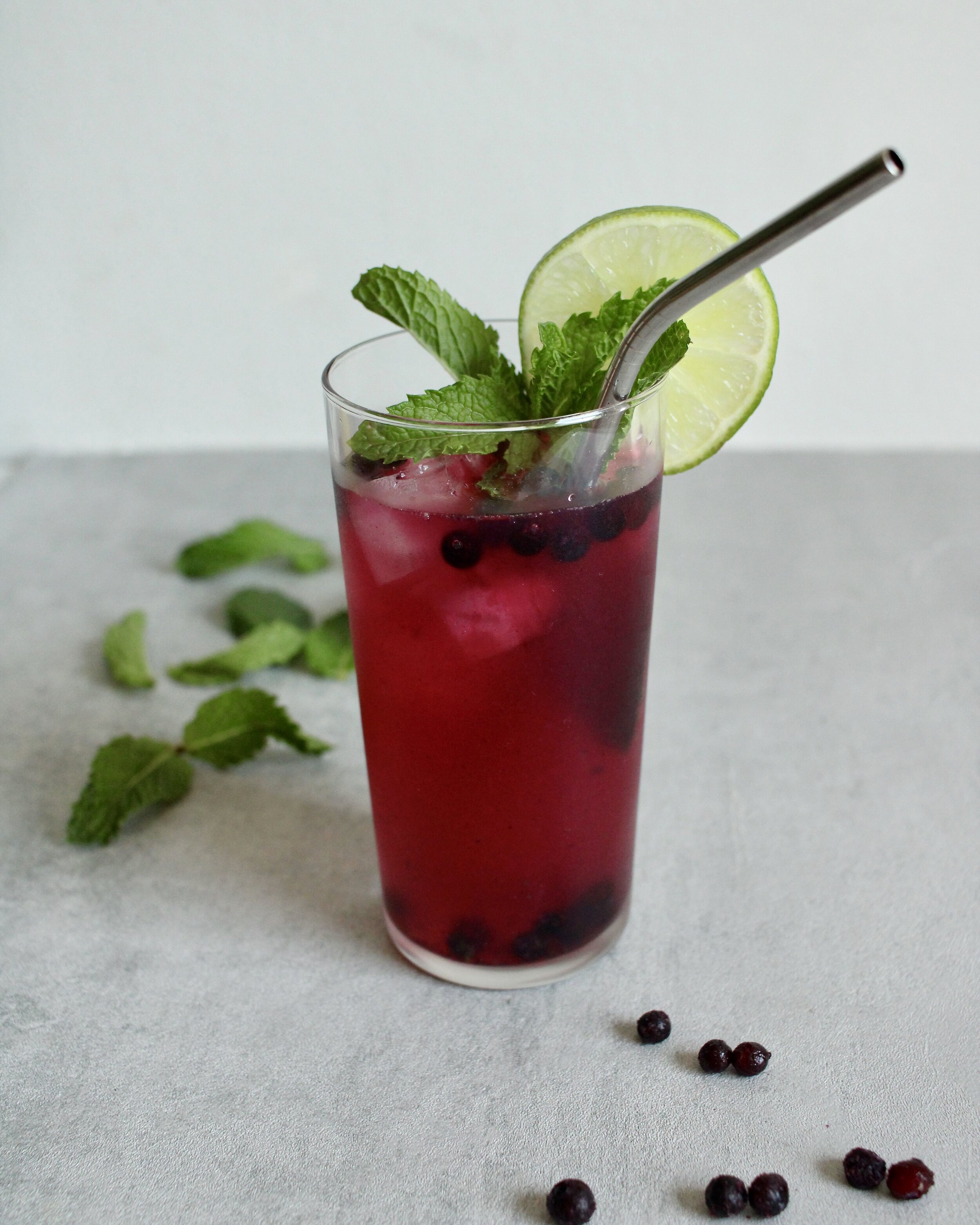 Blueberry Vodka Crush Cocktail