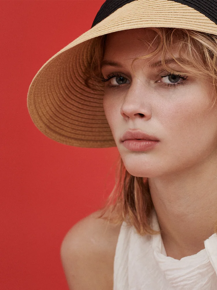 3_VESTAL_MAGAZINE_FAITH.jpg