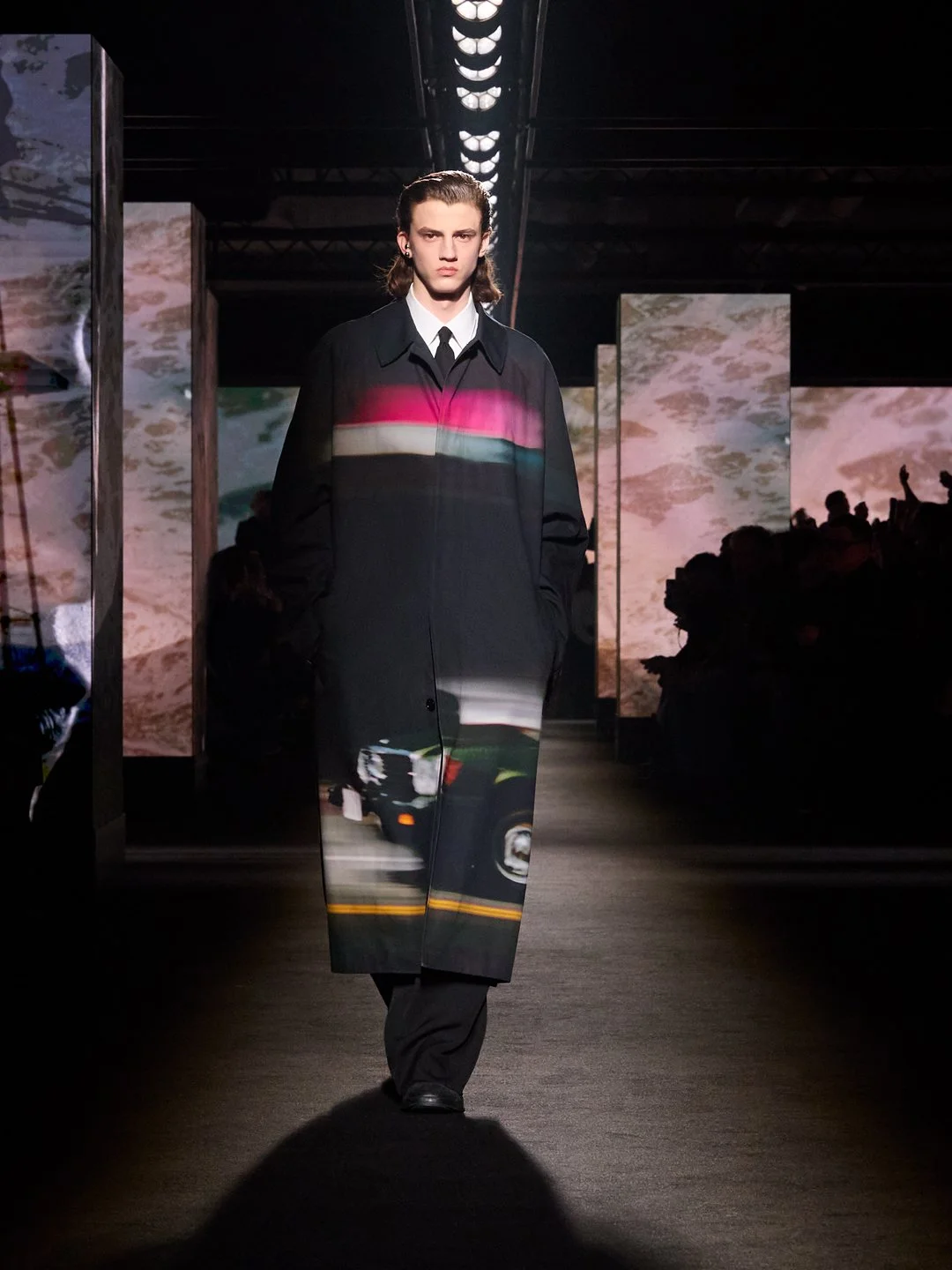 BALENCIAGA WINTER 26 COLLECTION LOOK 7 IVAN.jpg