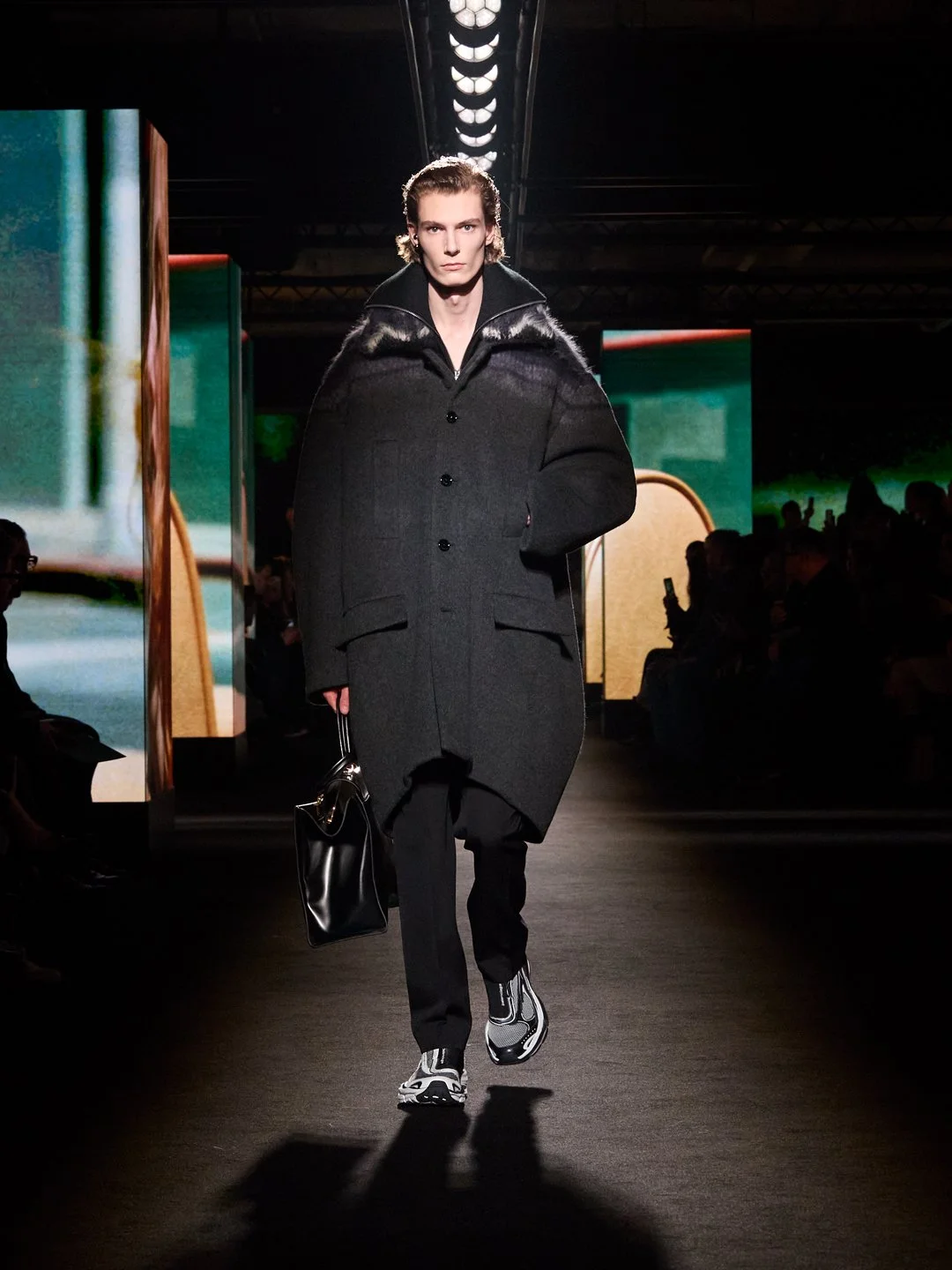 BALENCIAGA WINTER 26 COLLECTION LOOK 22 WALDEMAR.jpg