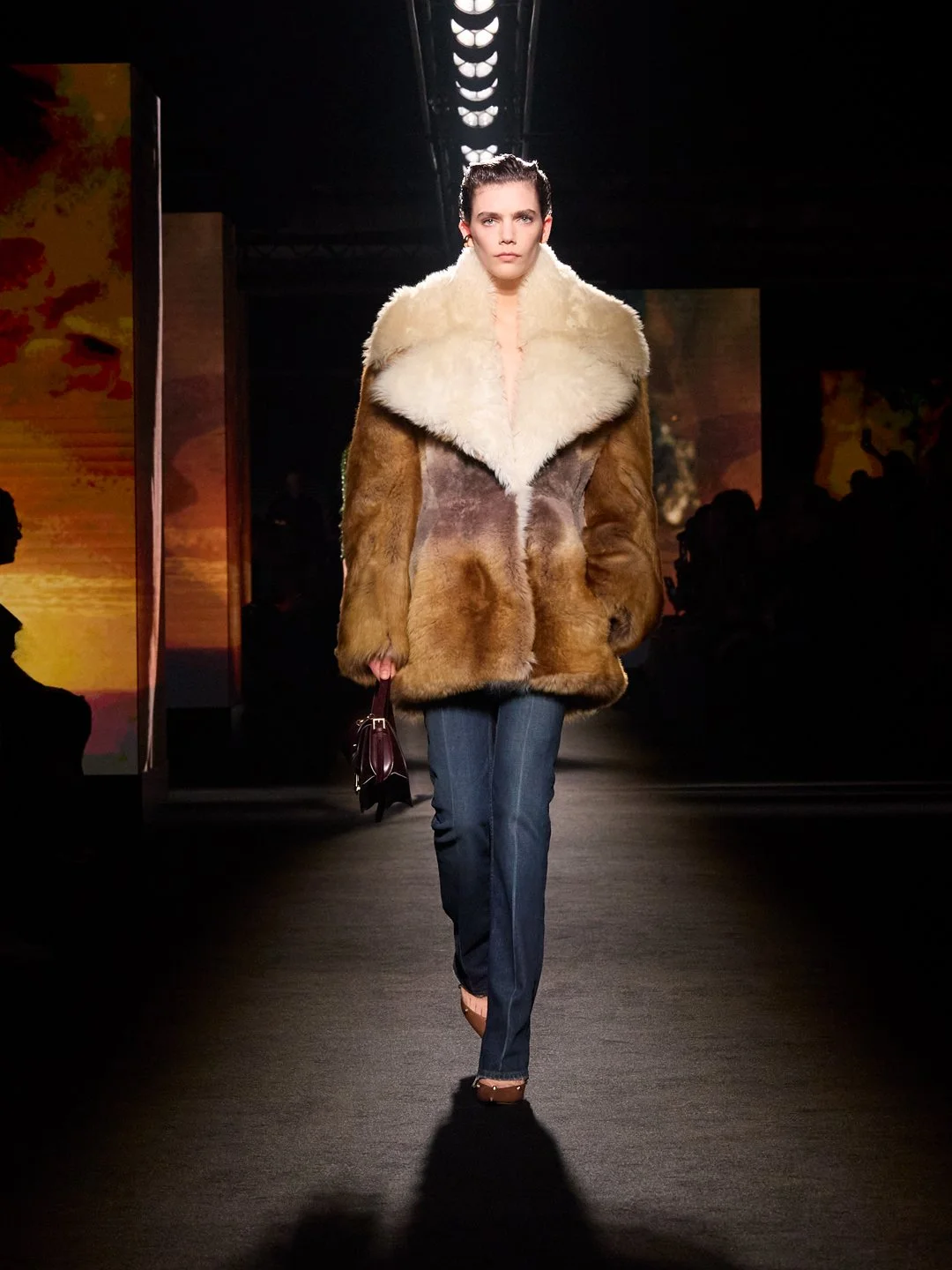 BALENCIAGA WINTER 26 COLLECTION LOOK 45 BETSY.jpg