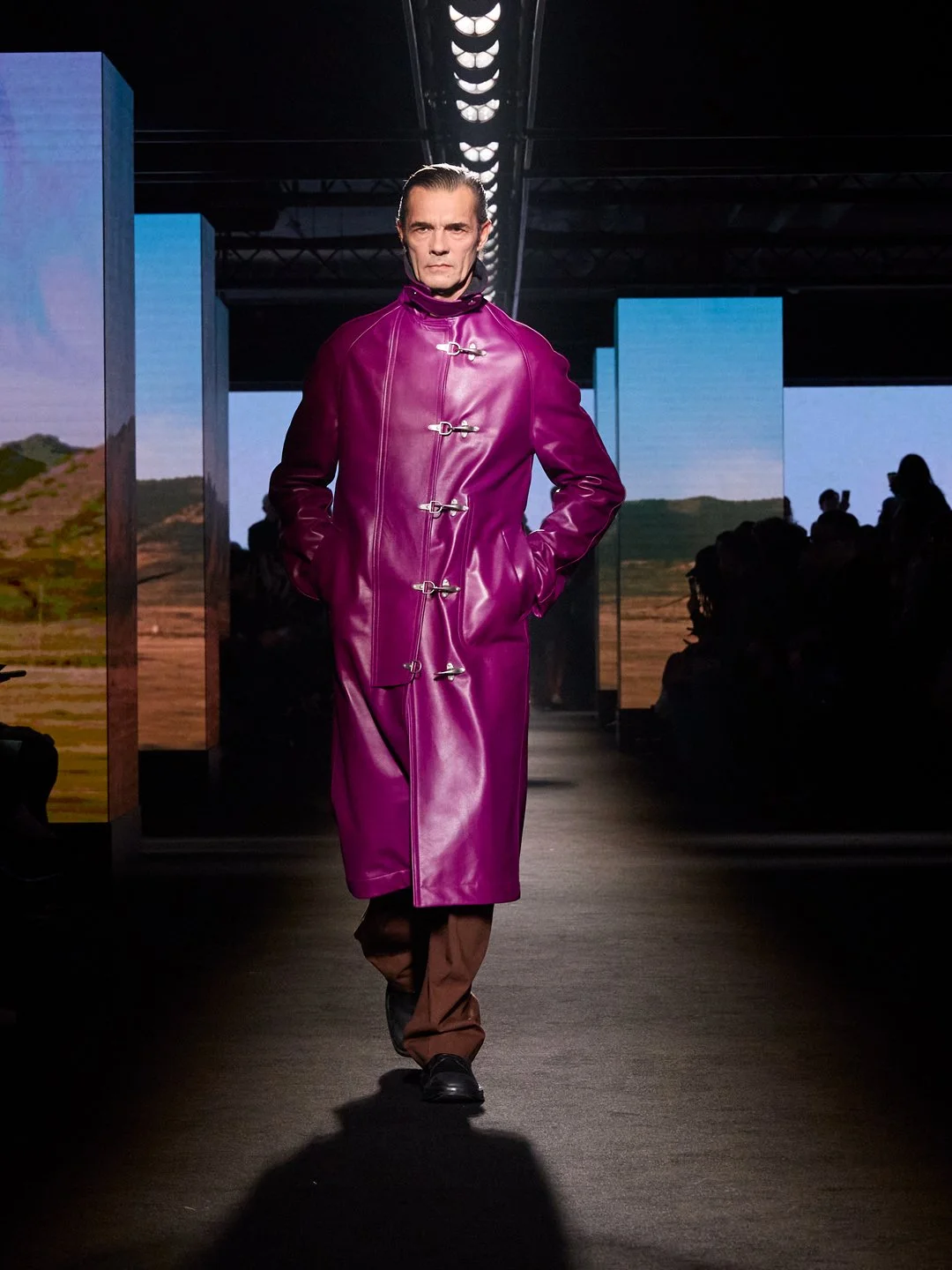 BALENCIAGA WINTER 26 COLLECTION LOOK 53 STANISLAV.jpg