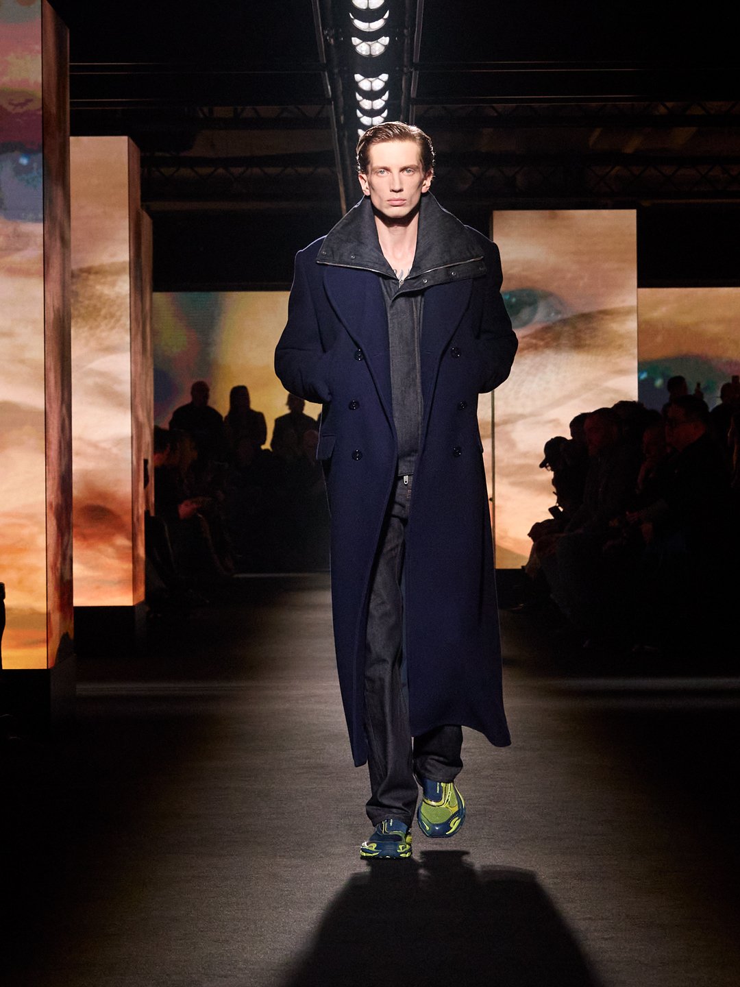 BALENCIAGA WINTER 26 COLLECTION LOOK 73 SAULIUS.jpg