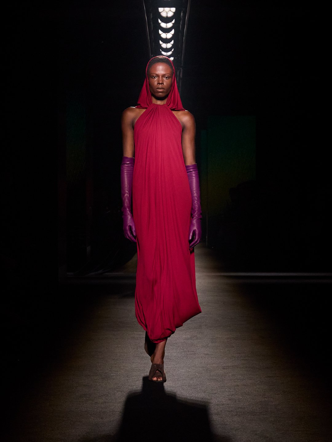 BALENCIAGA WINTER 26 COLLECTION LOOK 77 AGEL.jpg