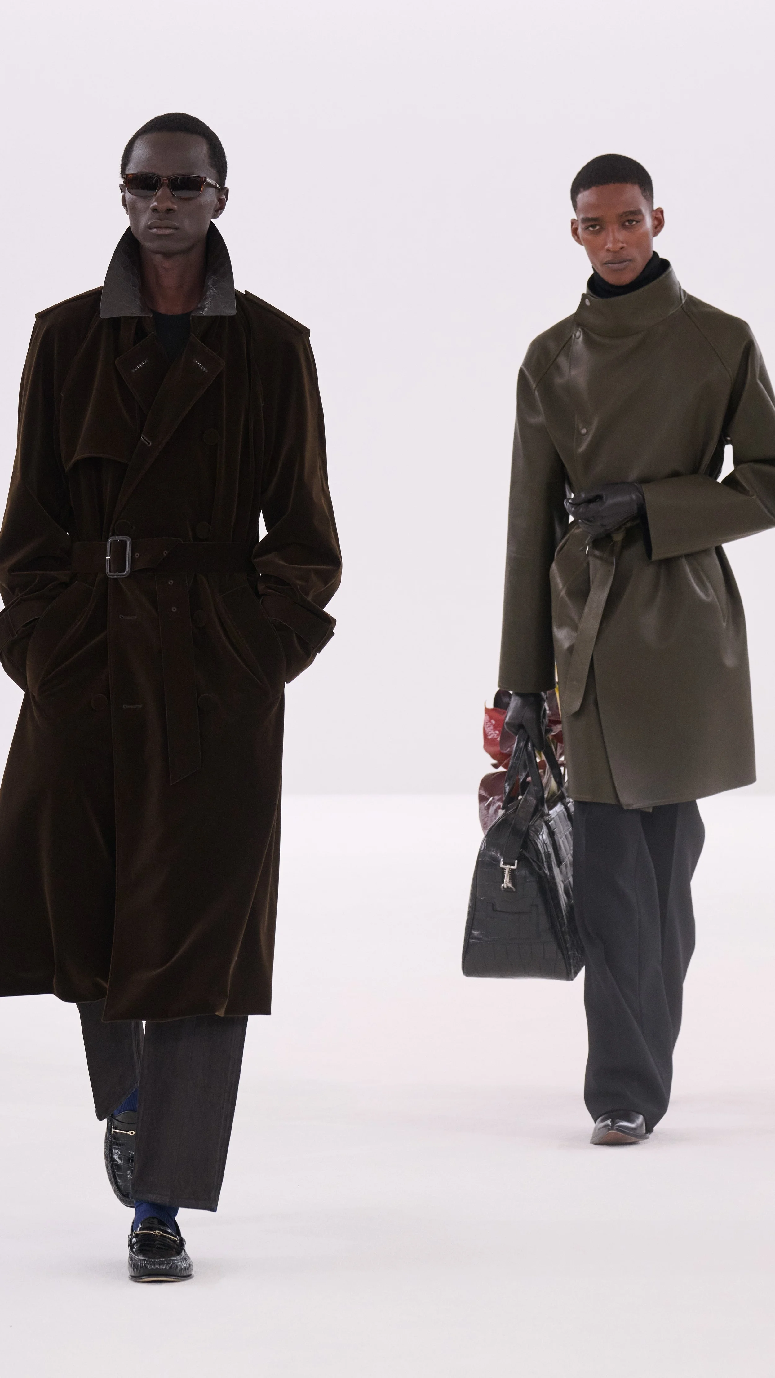  Look 33 