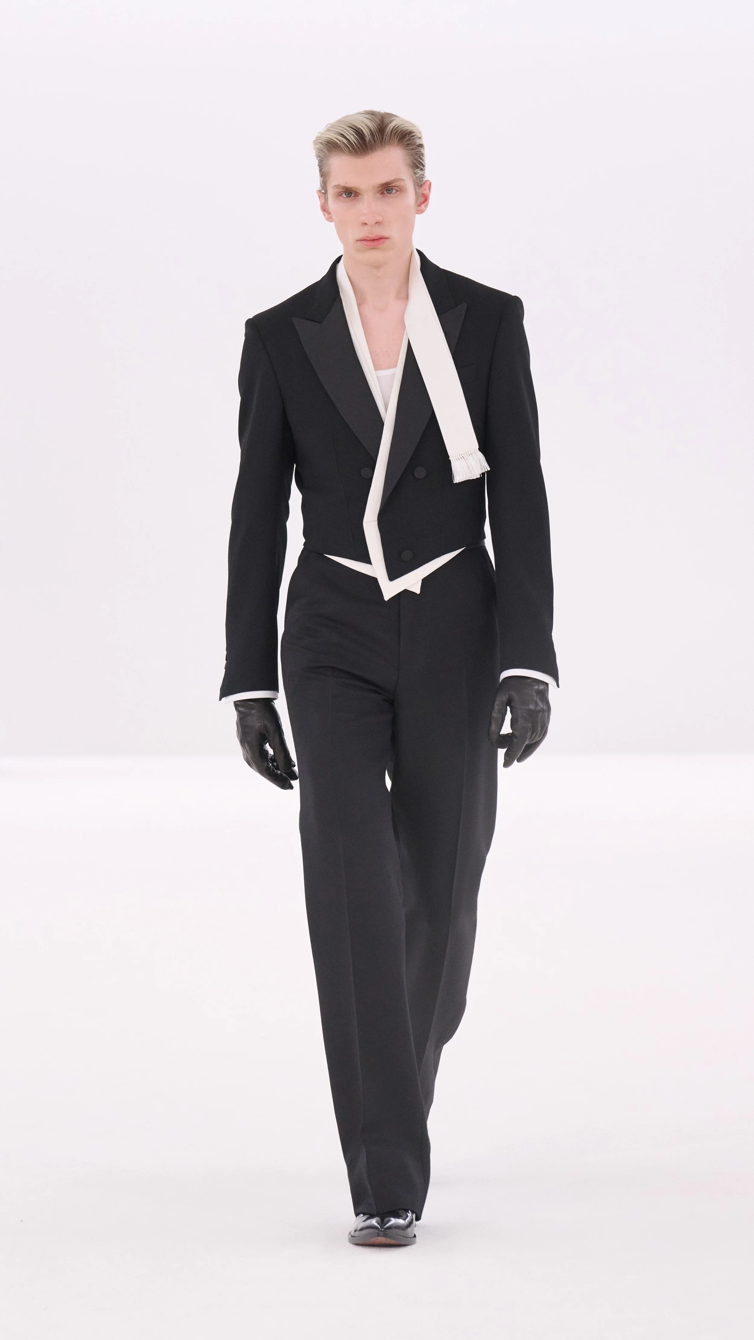  Look 57 