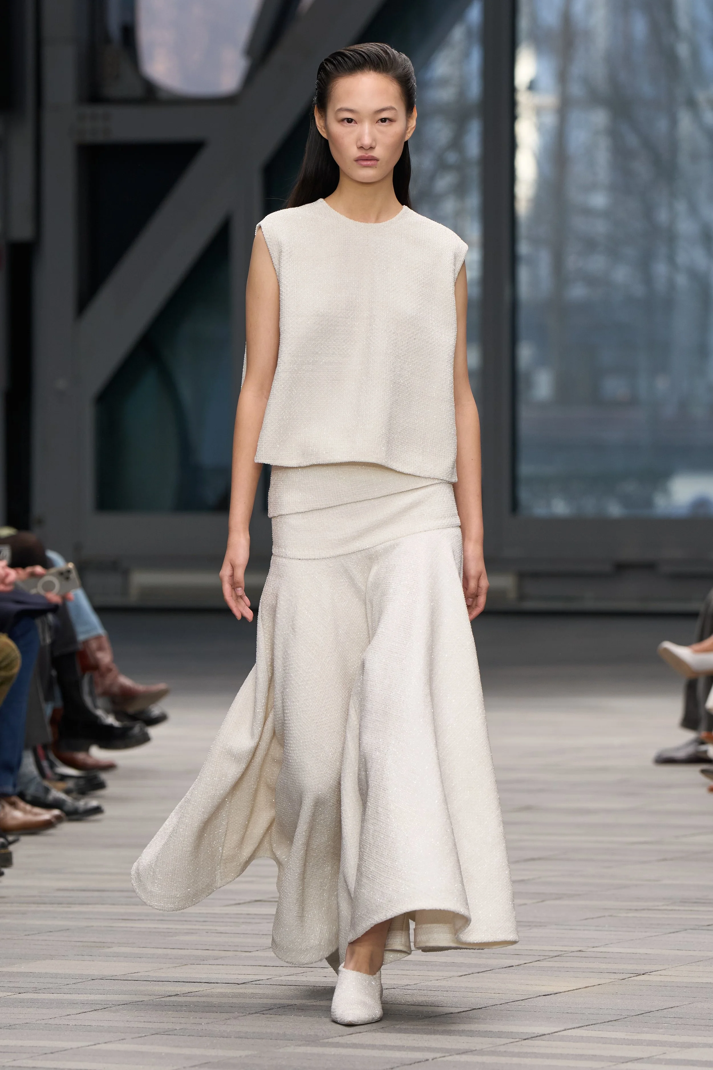  Look 4 