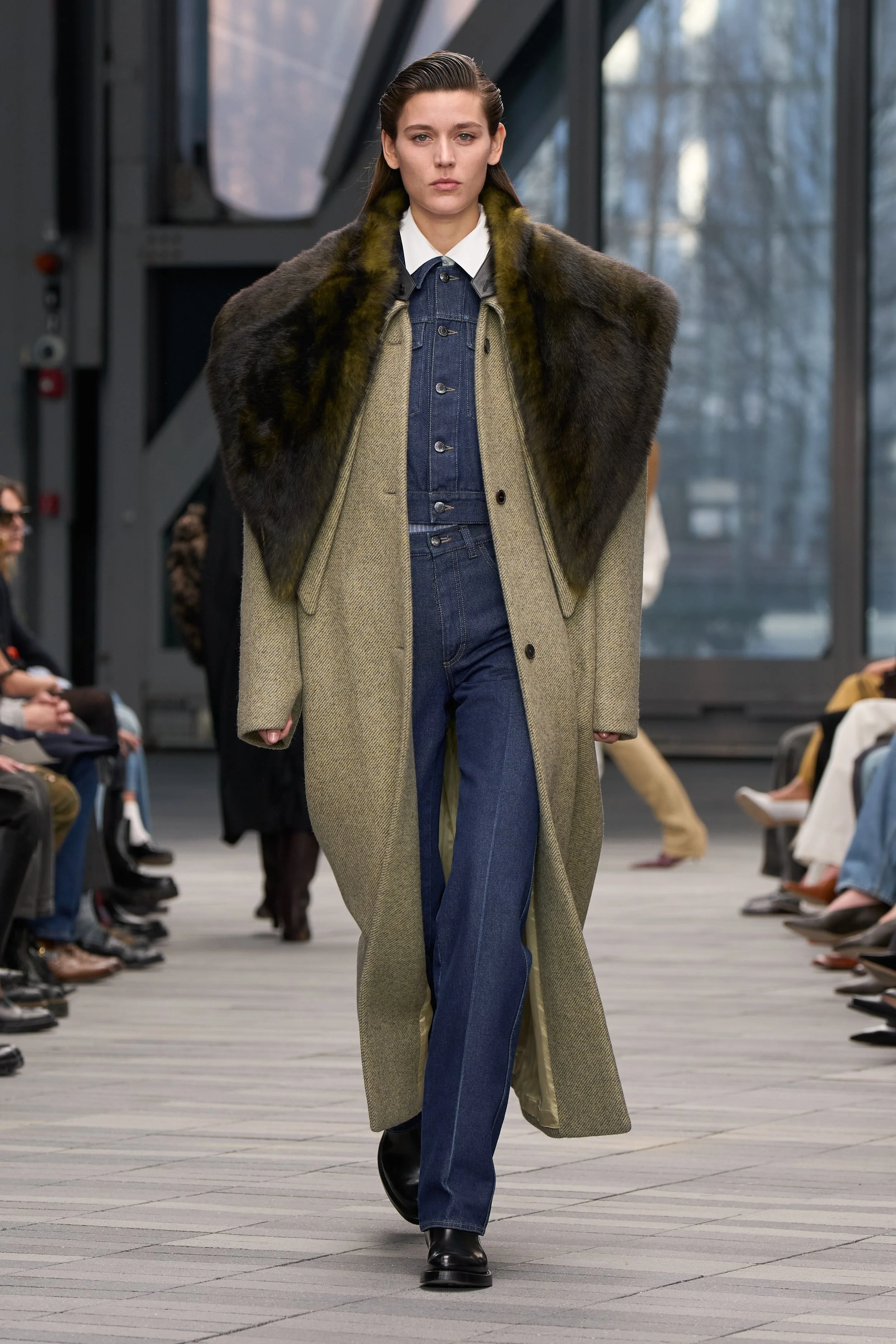  Look 25 
